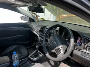 Hyundai Avante 2016 Gray