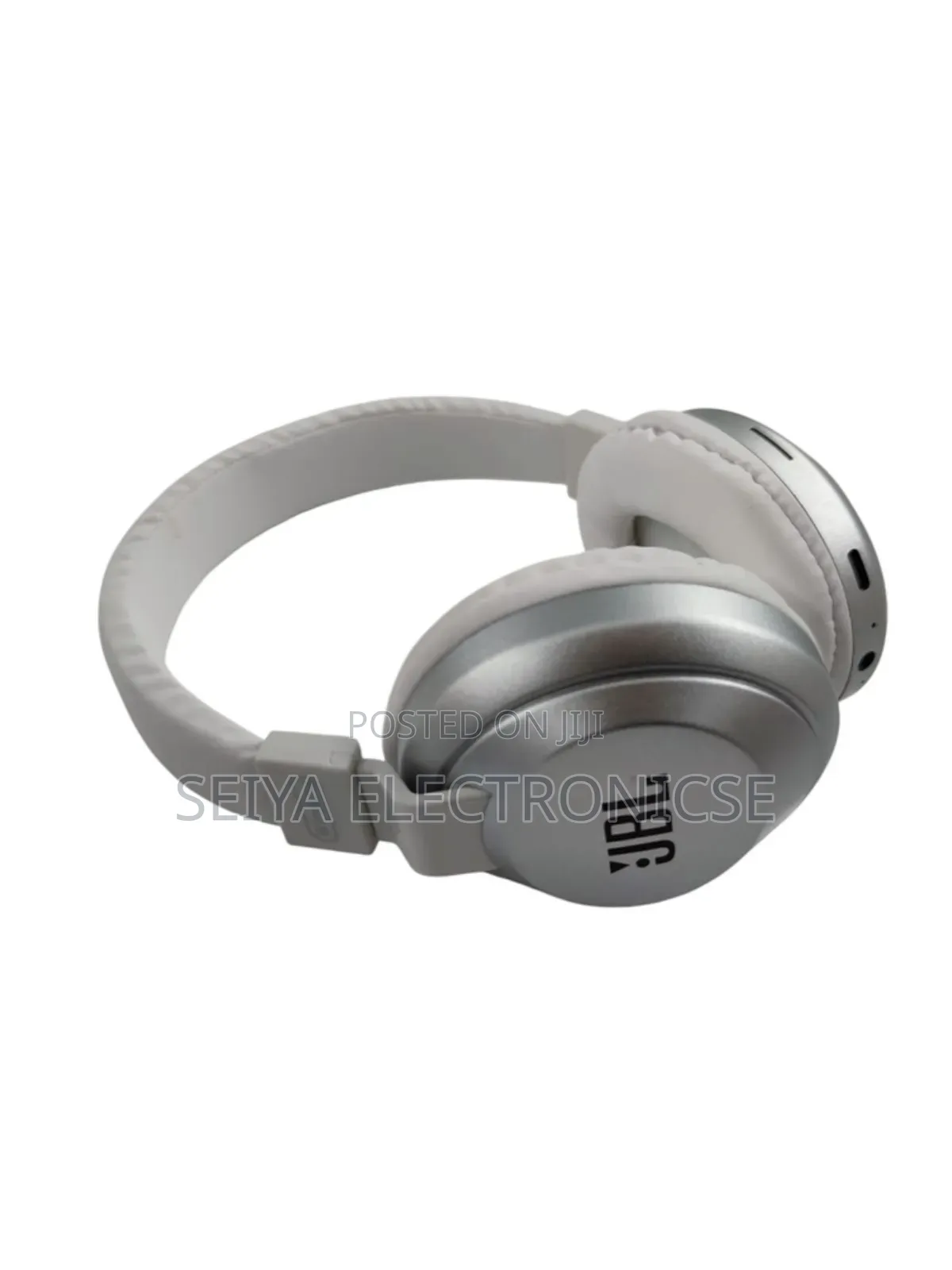 JBL Tune 670nc Adaptive Noise Cancelling Wireless on-Ear Headphones.