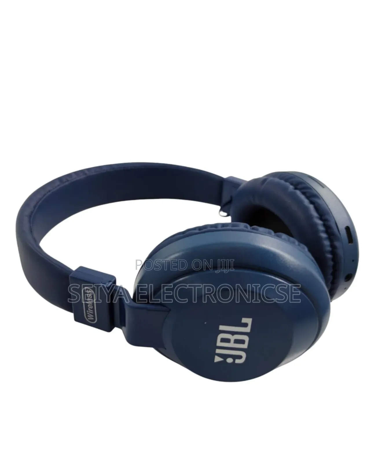 JBL Tune 670nc Adaptive Noise Cancelling Wireless on-Ear Headphones.