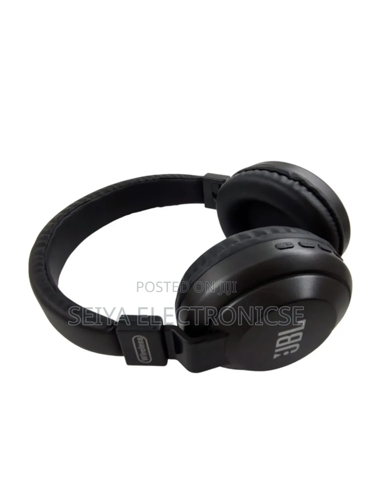 JBL Tune 670nc Adaptive Noise Cancelling Wireless on-Ear Headphones.