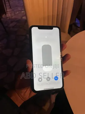 Photo - Apple iPhone 11 64 GB Black