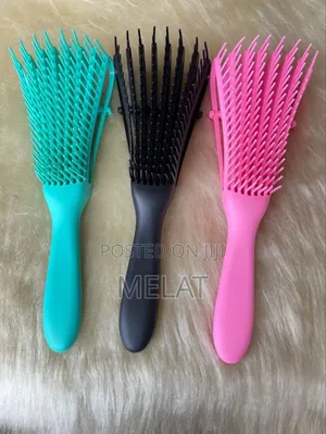 Photo - Hair Brush