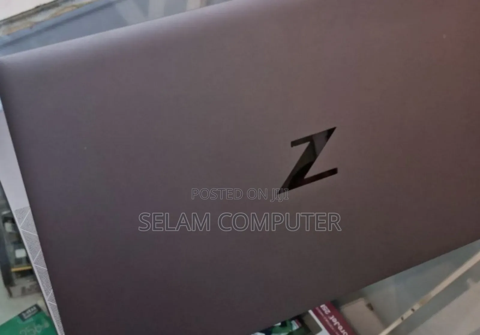 New Laptop HP ZBook Studio G8 16GB Intel Core I7 SSD 512GB