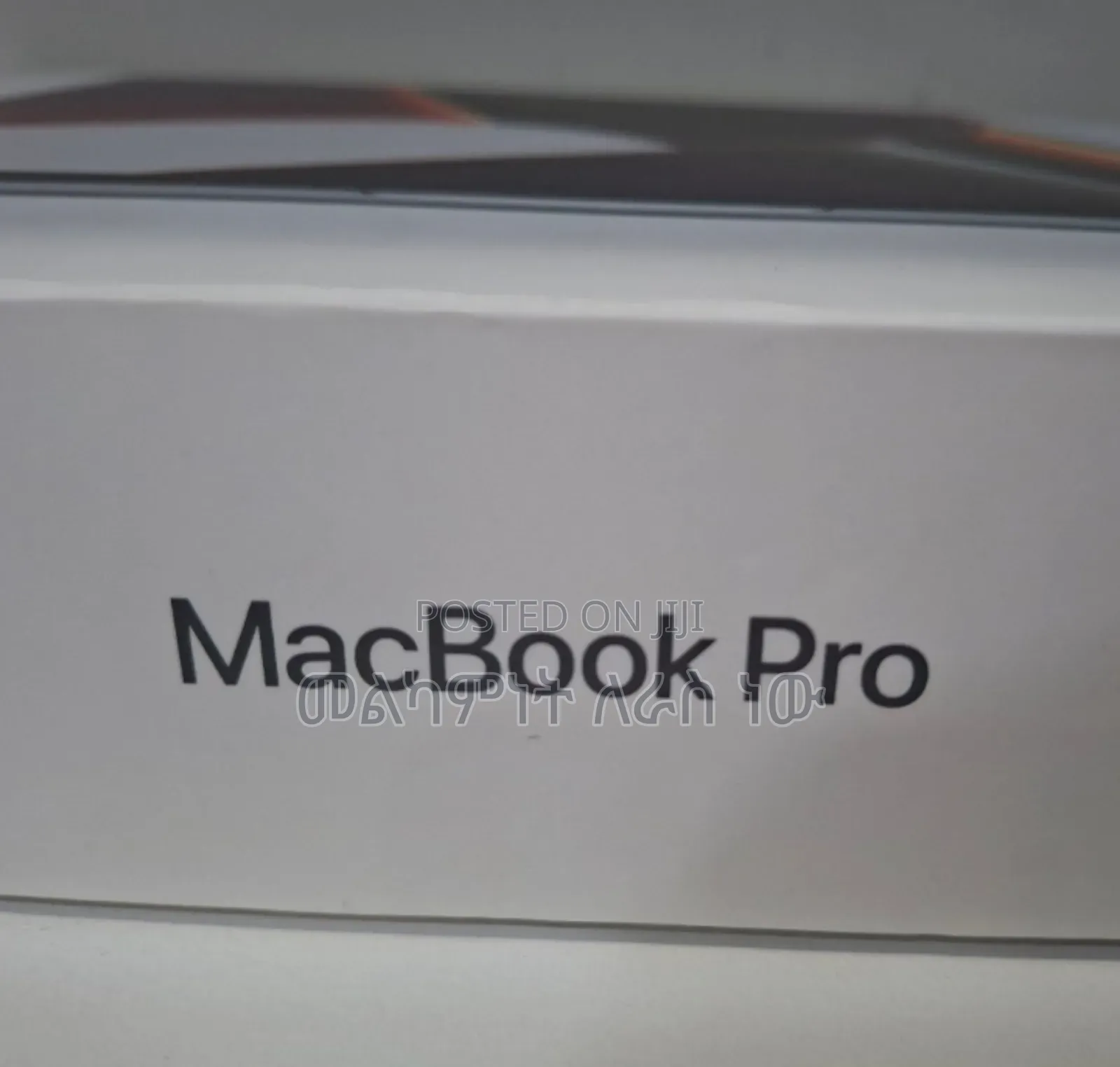 New Laptop Apple MacBook Pro 32GB Apple M1 Max SSD 1T