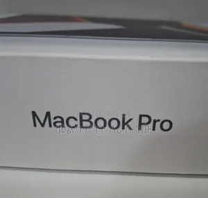 New Laptop Apple MacBook Pro 32GB Apple M1 Max SSD 1T