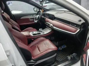 Jetour X70 Plus 2022 White