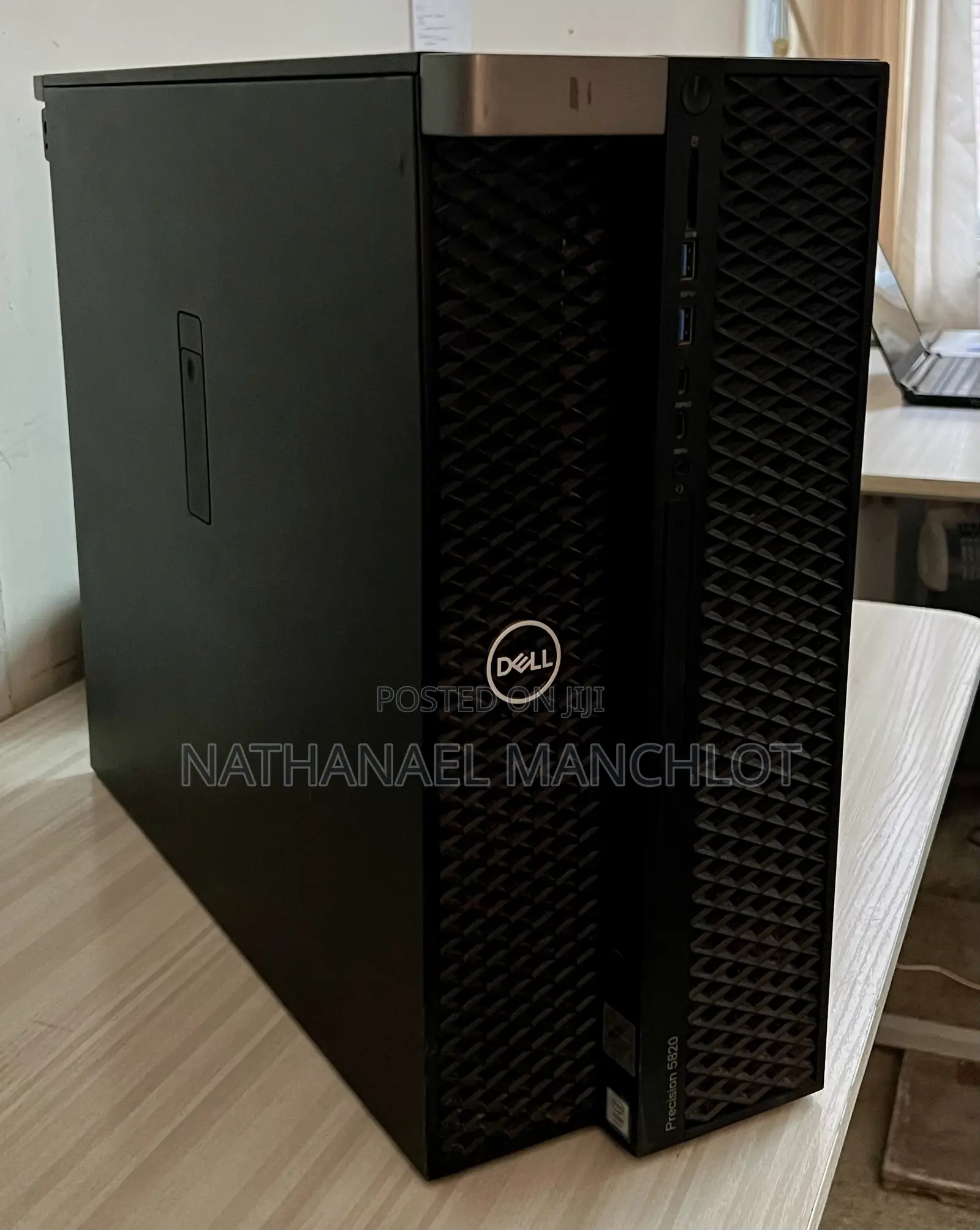 Desktop Computer Dell Precision 5820 96GB Intel Xeon SSD 1T