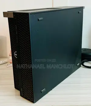 Desktop Computer Dell Precision 5820 96GB Intel Xeon SSD 1T