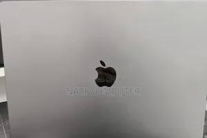 New Laptop Apple MacBook Pro M1 16GB Apple M1 Max SSD 1T