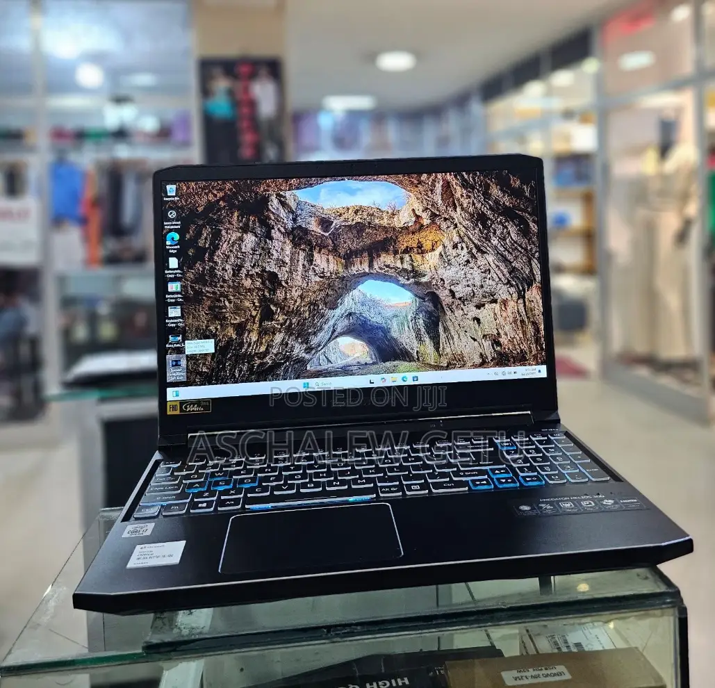 New Laptop Acer Predator Helios 300 16GB Intel Core I7 SSD 512GB