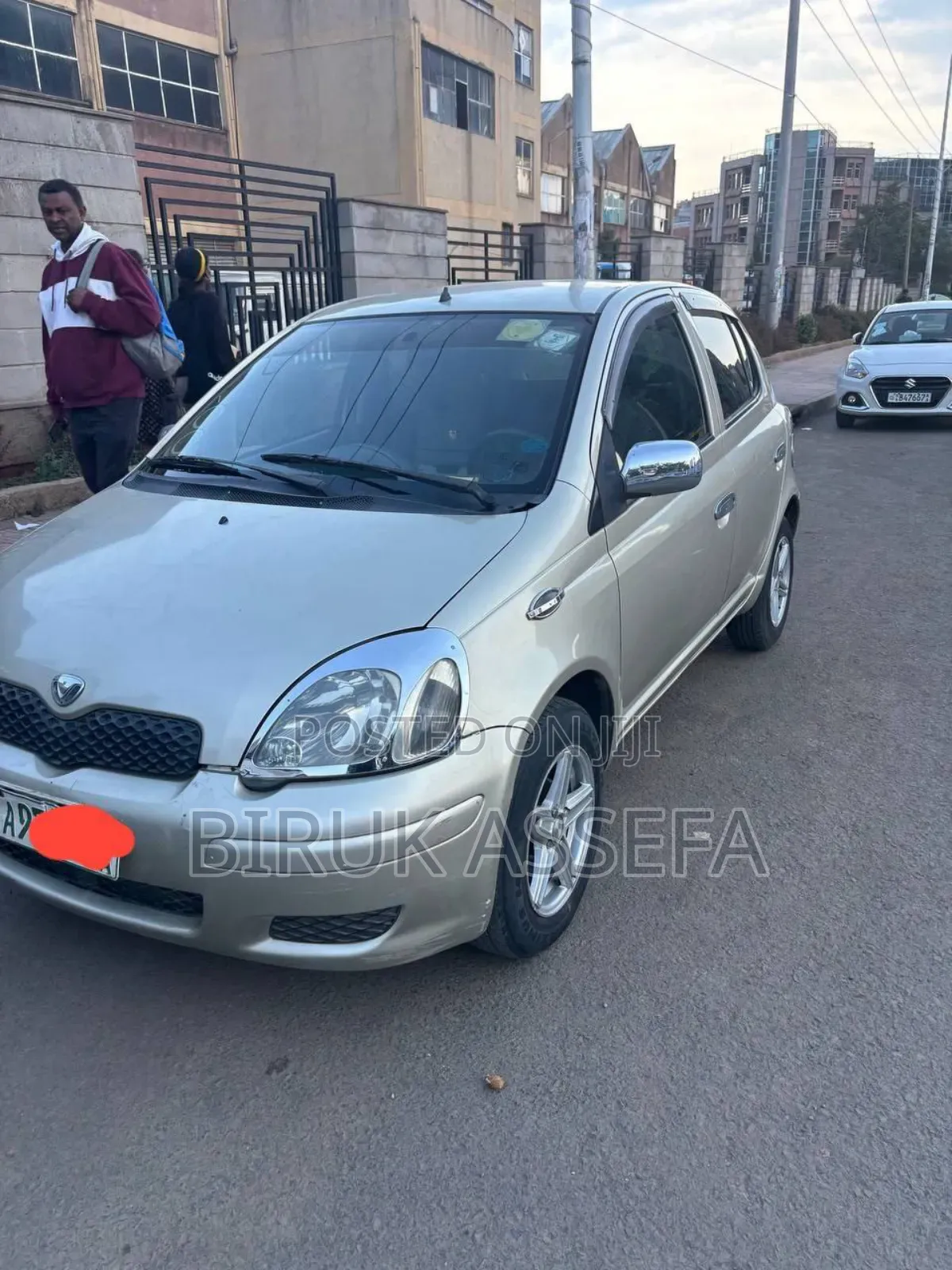 Toyota Vitz 2002 Silver