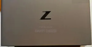 New Laptop HP ZBook Firefly 15 G7 16GB Intel Core I7 SSD 512GB