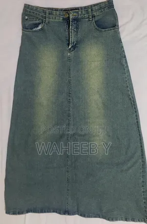 ቀሚስ ለሴቶች ይደውሉልን