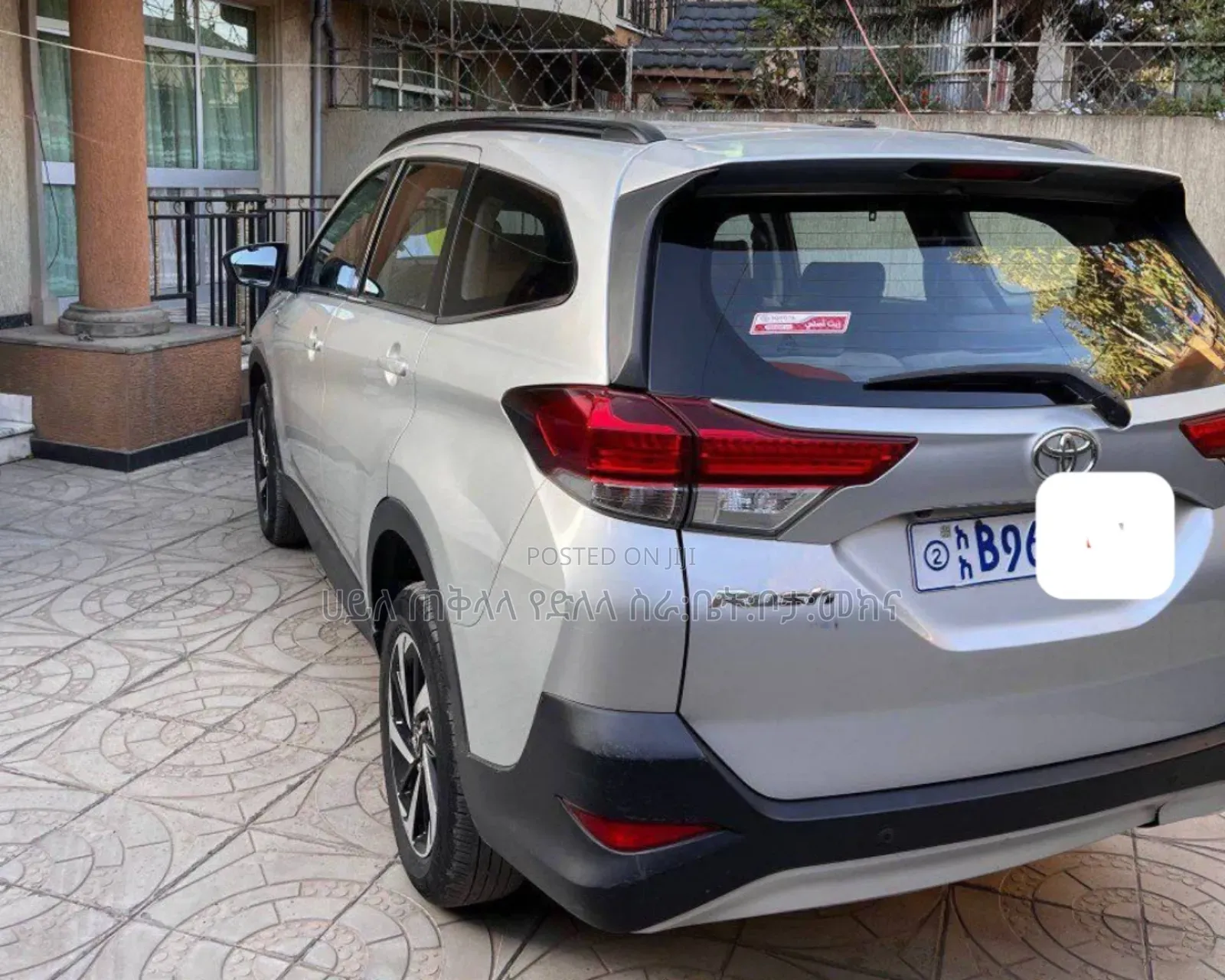 Toyota Rush 2021 Off white