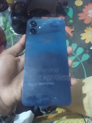 Samsung Galaxy A06 64 GB Black