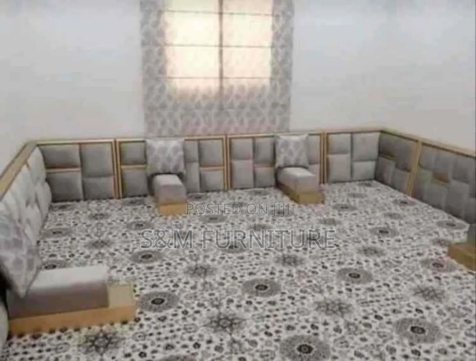 Extraordinary Arabian Majlis Backrest. መጅሊስ ድጋፍ