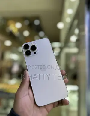 Photo - Apple iPhone 13 Pro Max 128 GB Gold