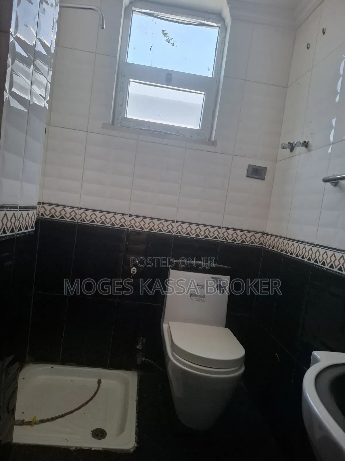 4bdrm Apartment in ሲኤም ሲ ሳፋሪ የሚሸጥ አፓርታማ, Yeka for sale