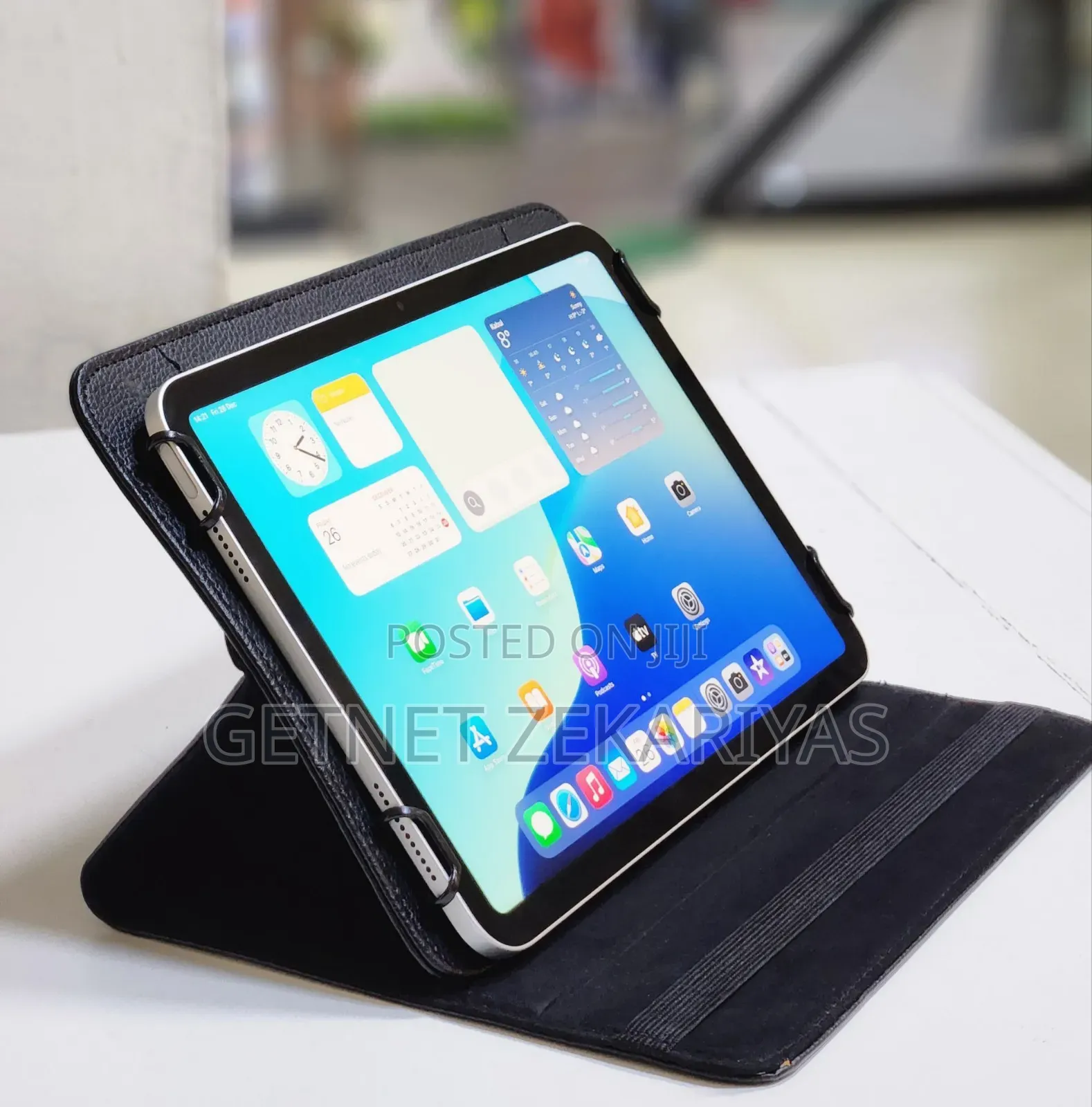 New Apple iPad Wi-Fi 128 GB