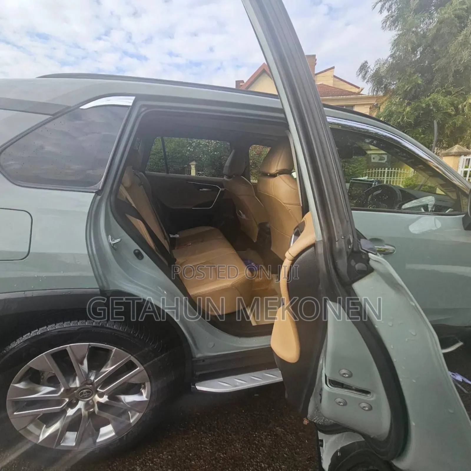 Toyota RAV4 2020 Green