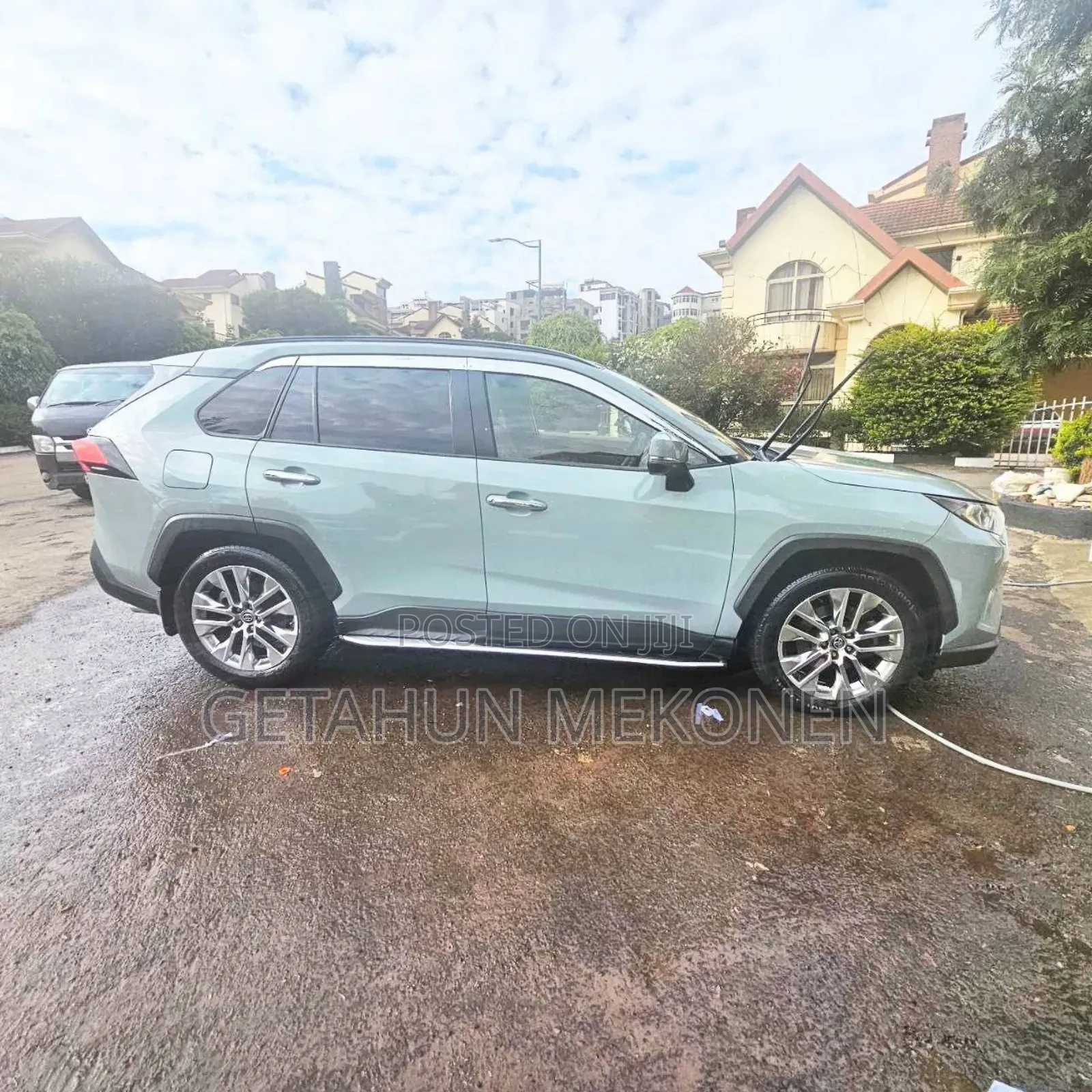 Toyota RAV4 2020 Green