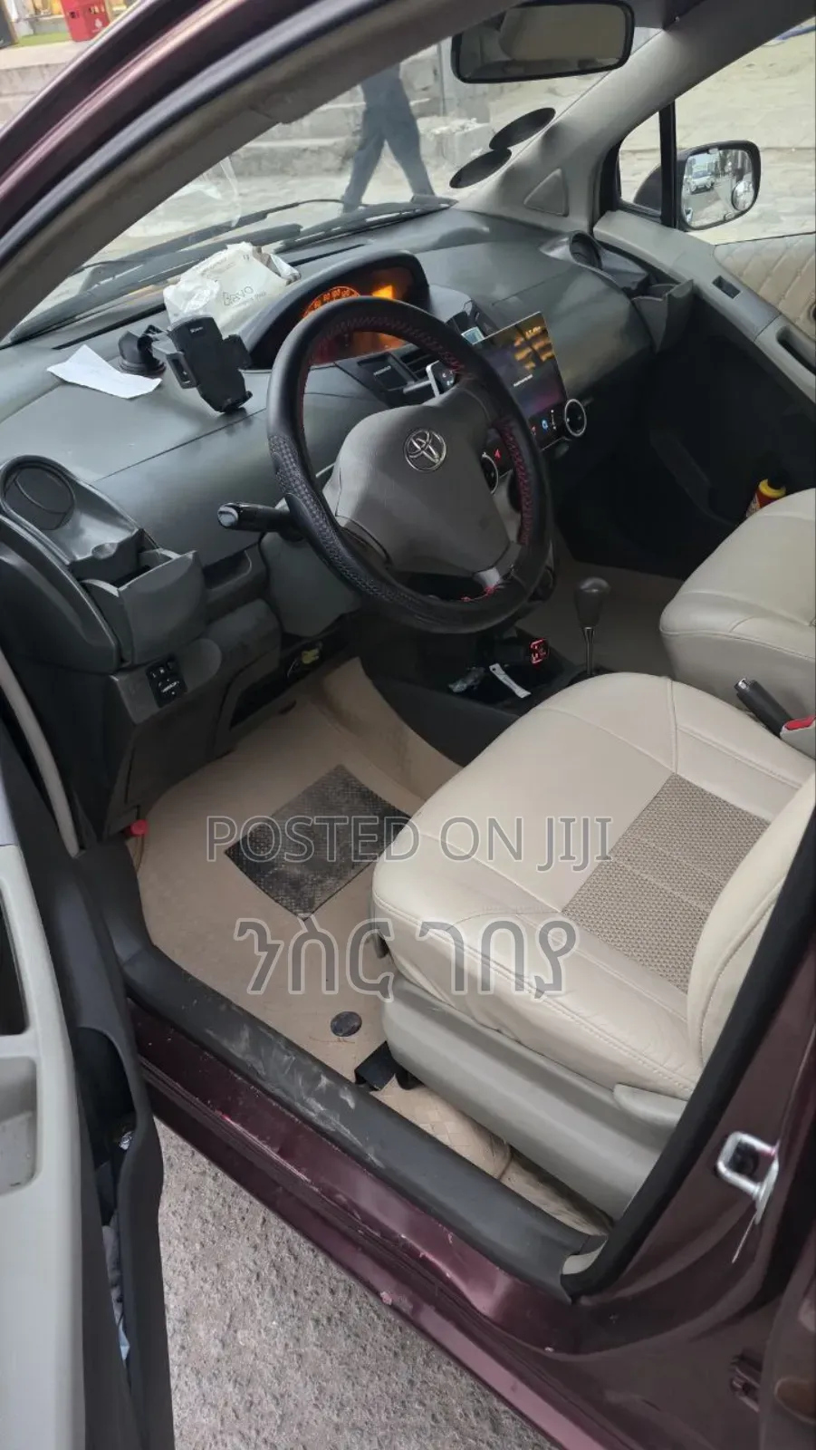 Toyota Yaris 2008 Red