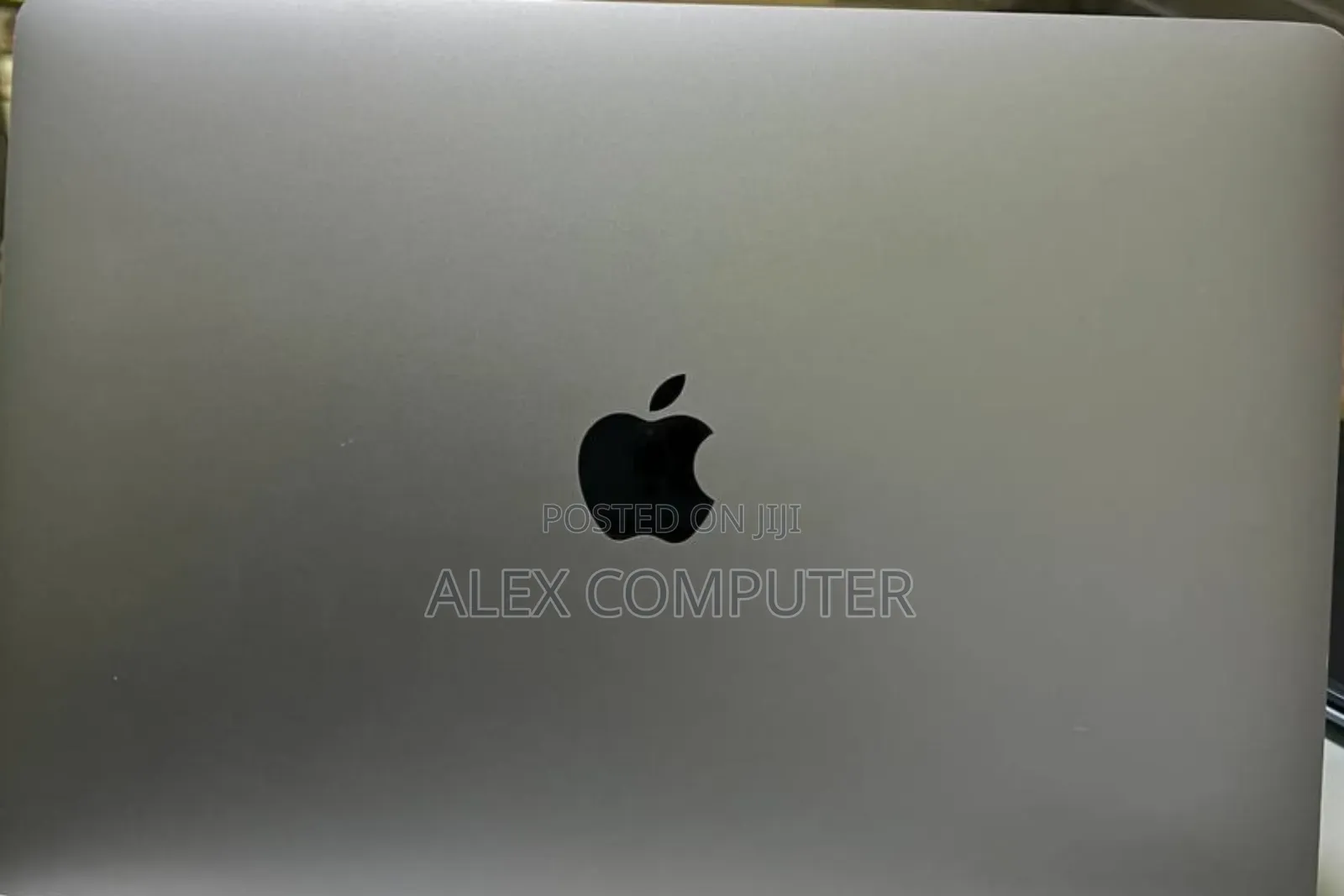 New Laptop Apple MacBook Pro 2019 8GB Intel Core I5 SSD 128GB