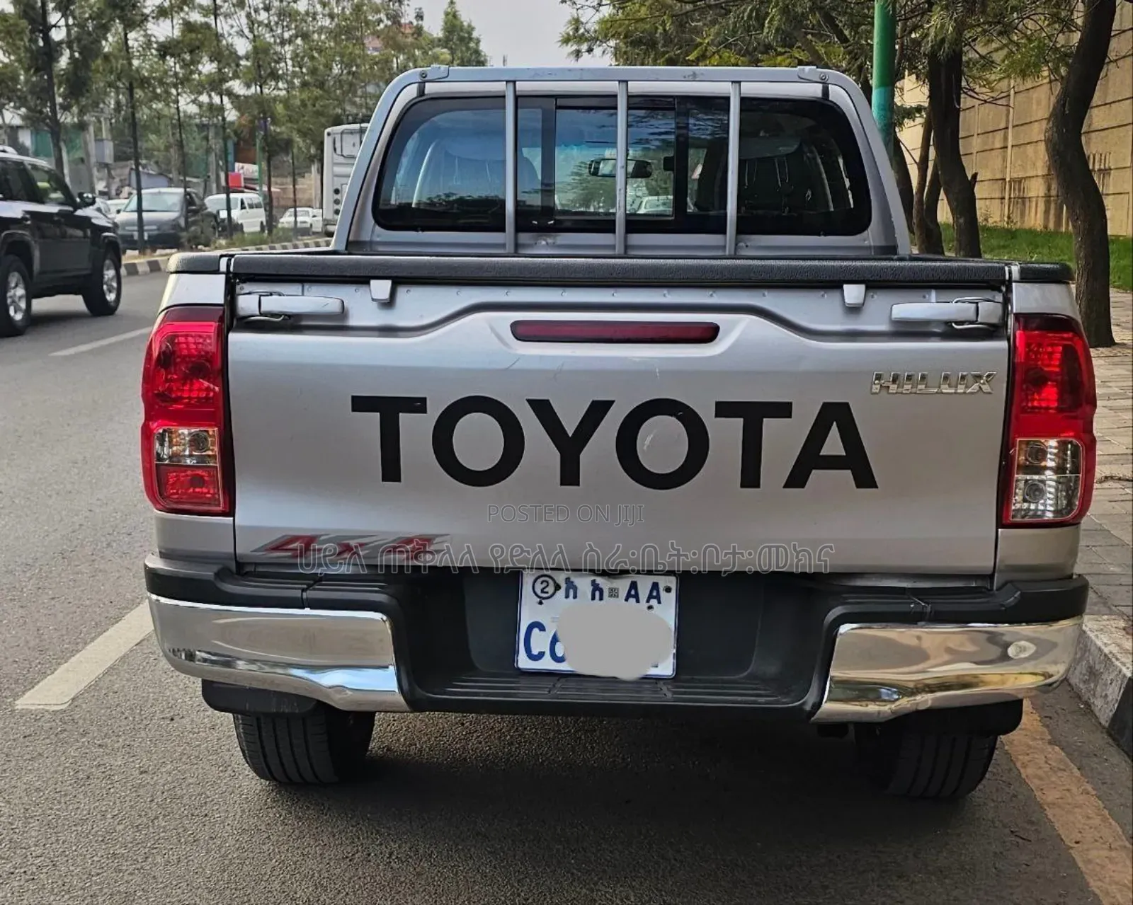 Toyota Hilux 2022 Silver