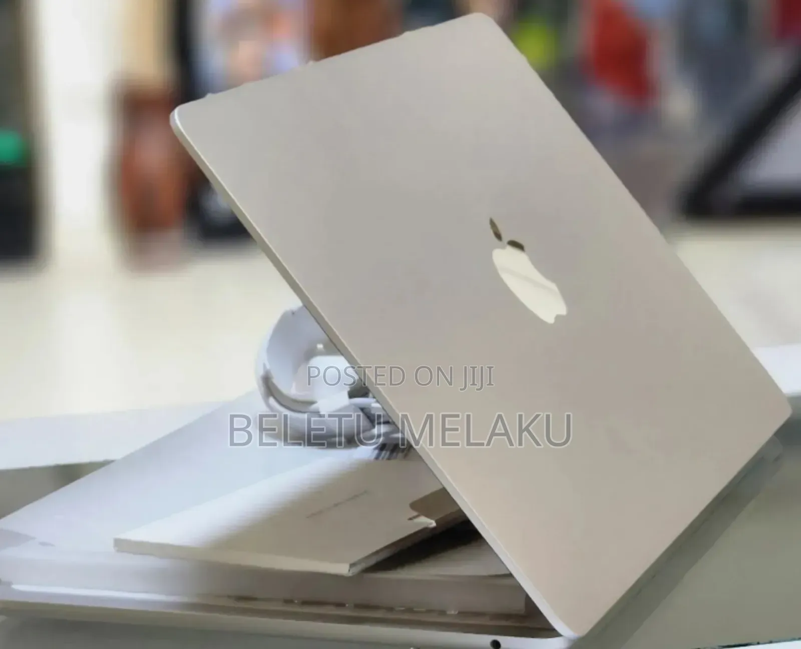 New Laptop Apple MacBook Air 2025 M4 13-inch 16GB Apple M4 SSD 256GB