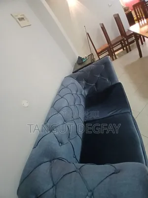 Sofa 2 and 1 Seaters