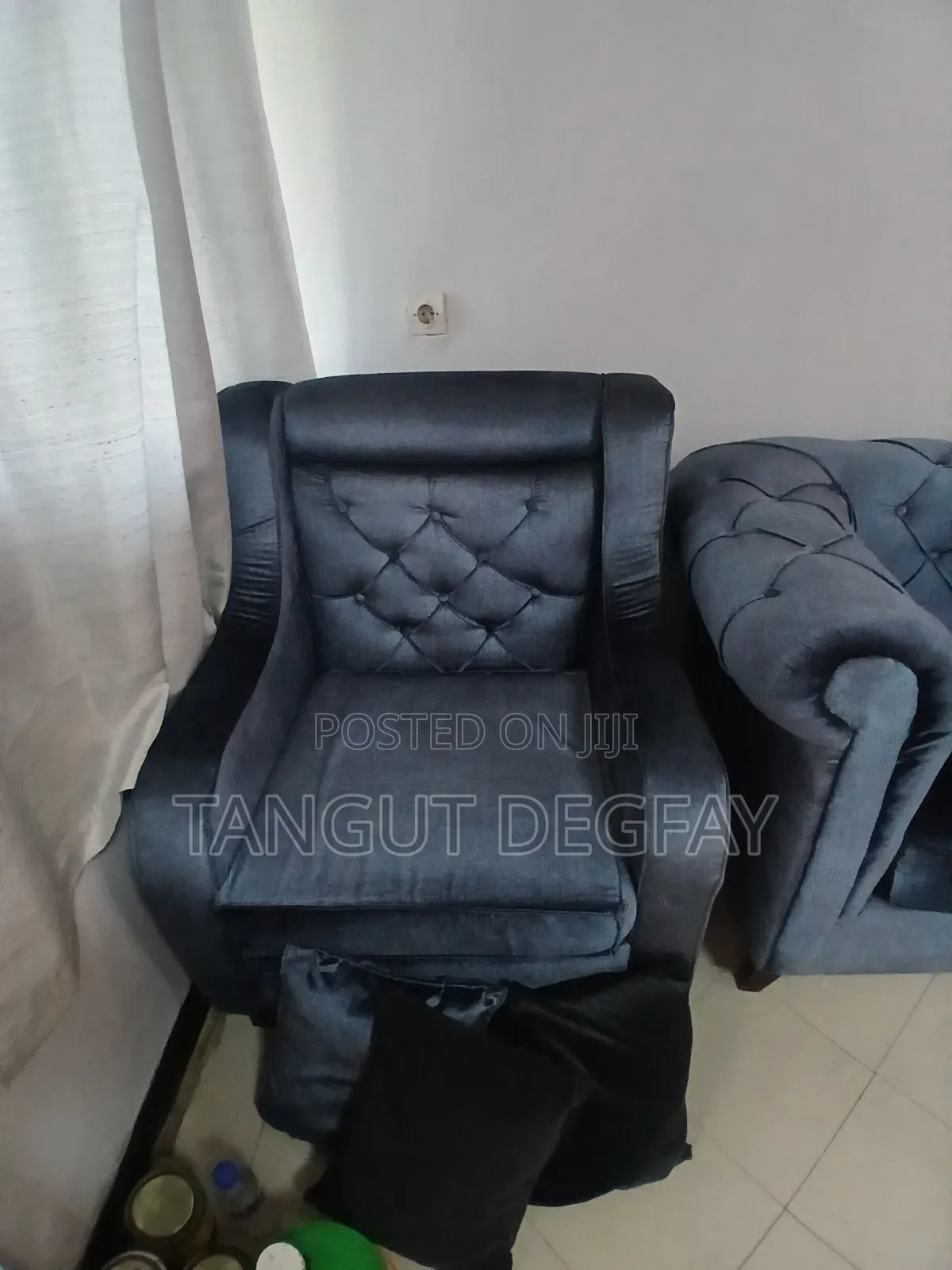 Sofa 2 and 1 Seaters