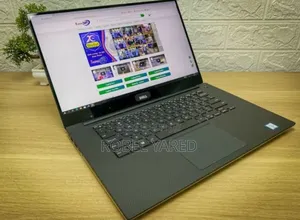 Photo - Laptop Dell Precision 15 5520 16GB Intel Core i7 SSD 512GB