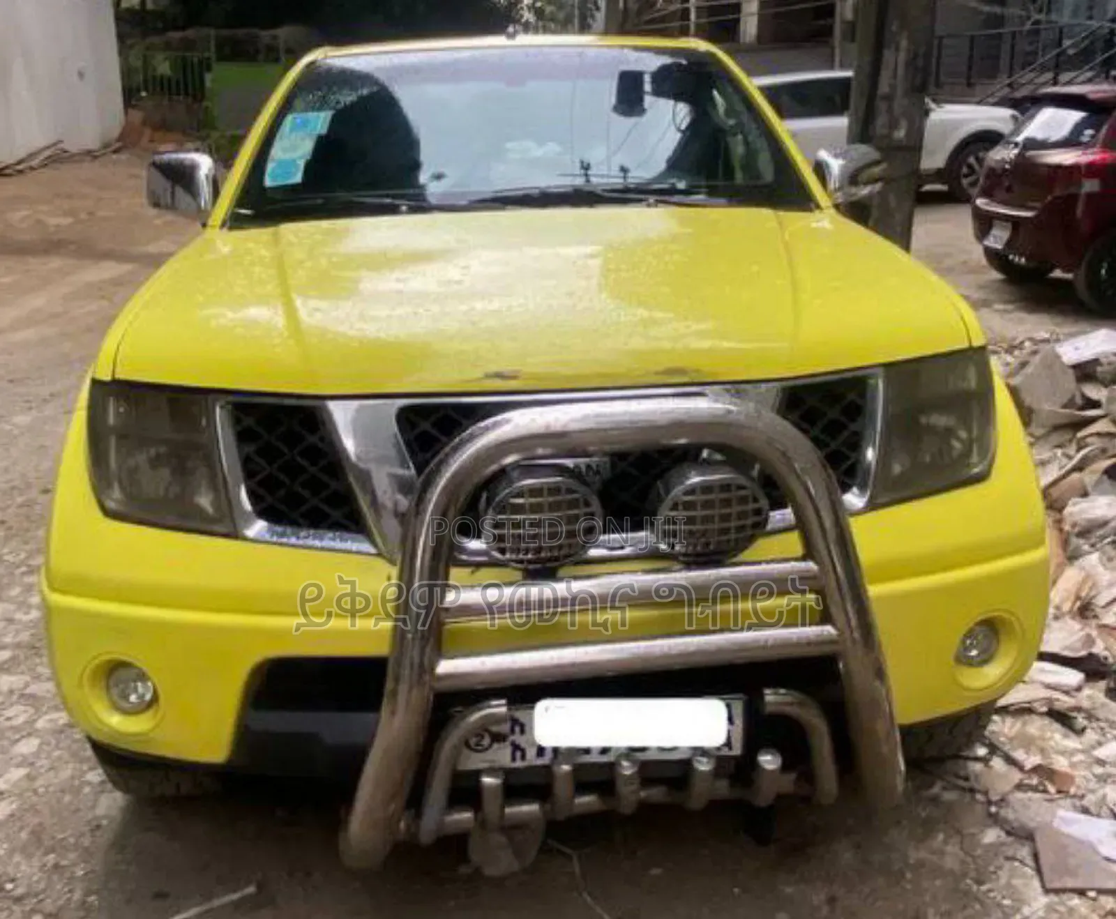 Nissan Navara 2006 Yellow