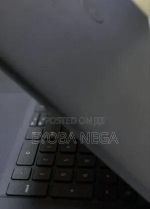 New Laptop Dell Vostro 3520 16GB Intel Core i5 SSD 512GB