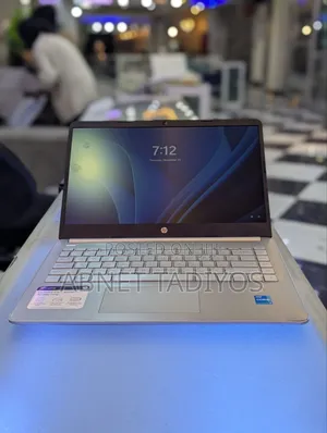 Laptop HP OmniBook 5 Flip 14-Fp0023dx 8GB Intel Core I3 SSD 256GB