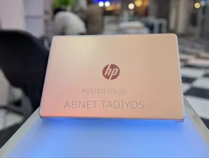 Laptop HP OmniBook 5 Flip 14-Fp0023dx 8GB Intel Core I3 SSD 256GB