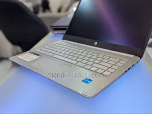 Laptop HP OmniBook 5 Flip 14-Fp0023dx 8GB Intel Core I3 SSD 256GB