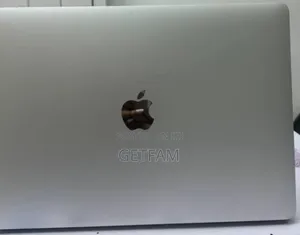 New Laptop Apple MacBook Pro 2017 8GB Intel Core I5 SSD 128GB