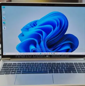 Photo - New Laptop HP ProBook 450 G9 16GB Intel Core I7 SSD 512GB