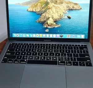 New Laptop Apple MacBook Air 2019 8GB Intel Core I5 SSD 128GB