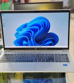 Photo - New Laptop HP ProBook 450 16GB Intel Core I7 SSD 512GB