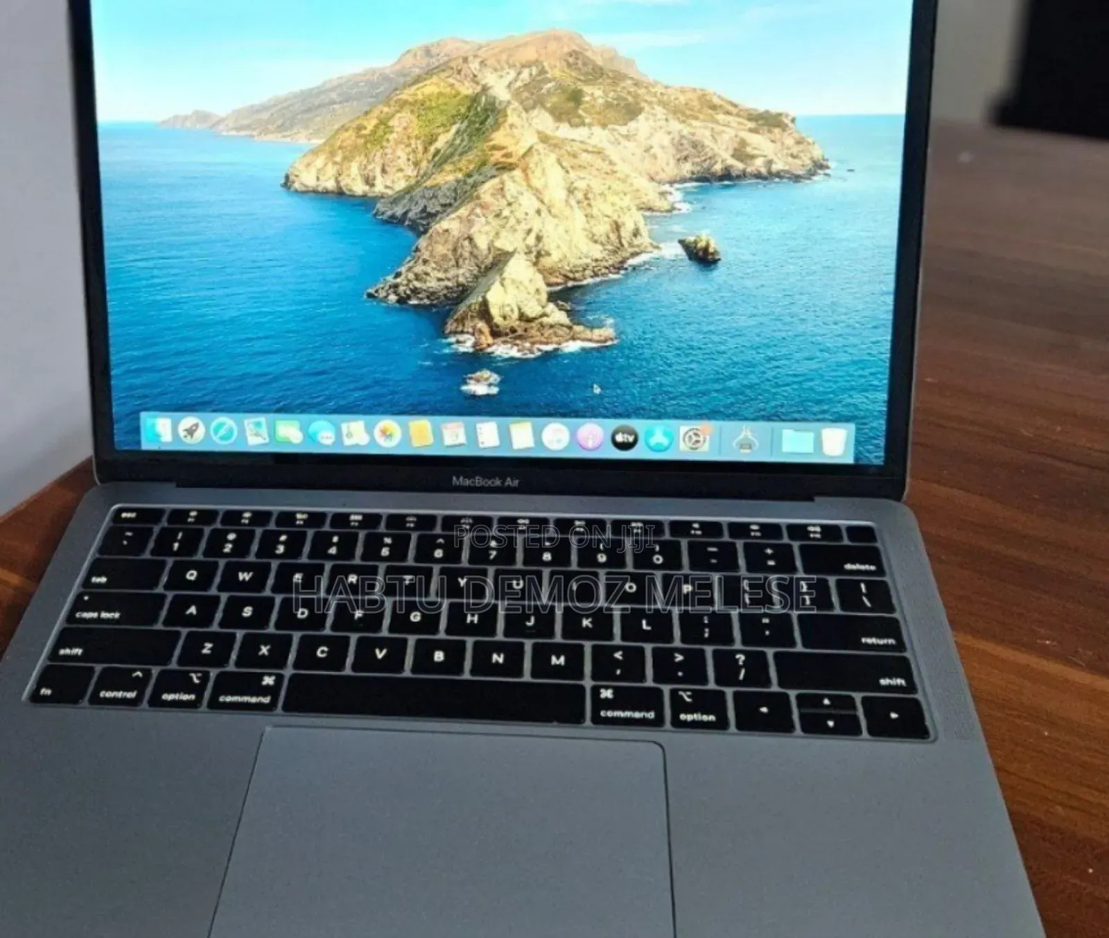 New Laptop Apple MacBook Air 2019 8GB Intel Core I5 SSD 128GB
