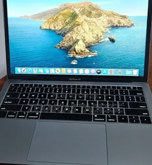 Photo - New Laptop Apple MacBook Air 2019 8GB Intel Core I5 SSD 128GB