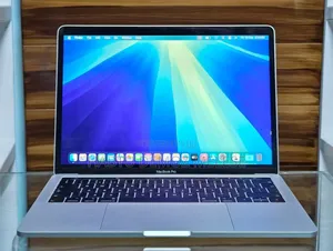New Laptop Apple MacBook Pro 2019 8GB Intel Core I5 SSD 128GB