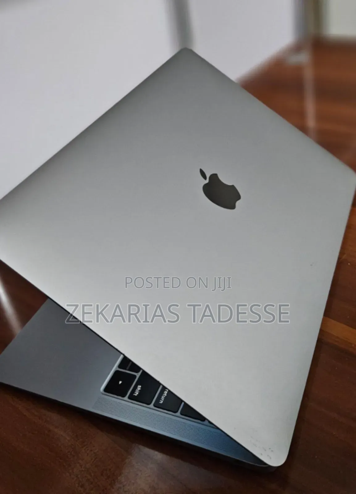 New Laptop Apple MacBook Air 2019 8GB Intel Core I5 SSD 128GB