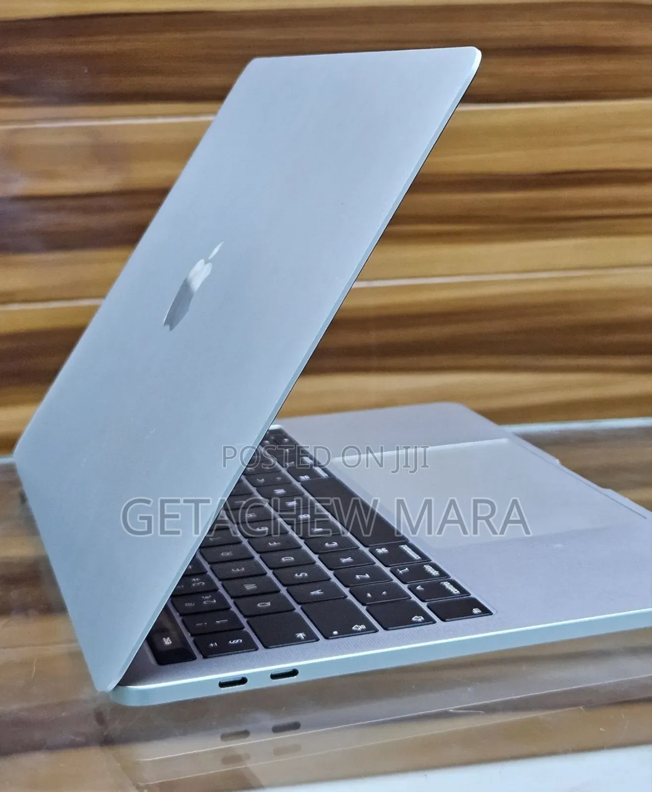 New Laptop Apple MacBook Air 2019 8GB Intel Core I5 SSD 128GB