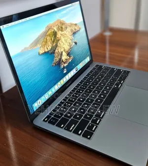 Photo - New Laptop Apple MacBook Air 2019 8GB Intel Core I5 SSD 128GB