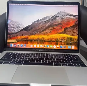 Photo - New Laptop Apple MacBook Pro 2017 8GB Intel Core I5 SSD 128GB