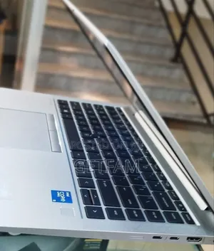 New Laptop HP EliteBook 840 G8 16GB Intel Core I5 SSD 512GB