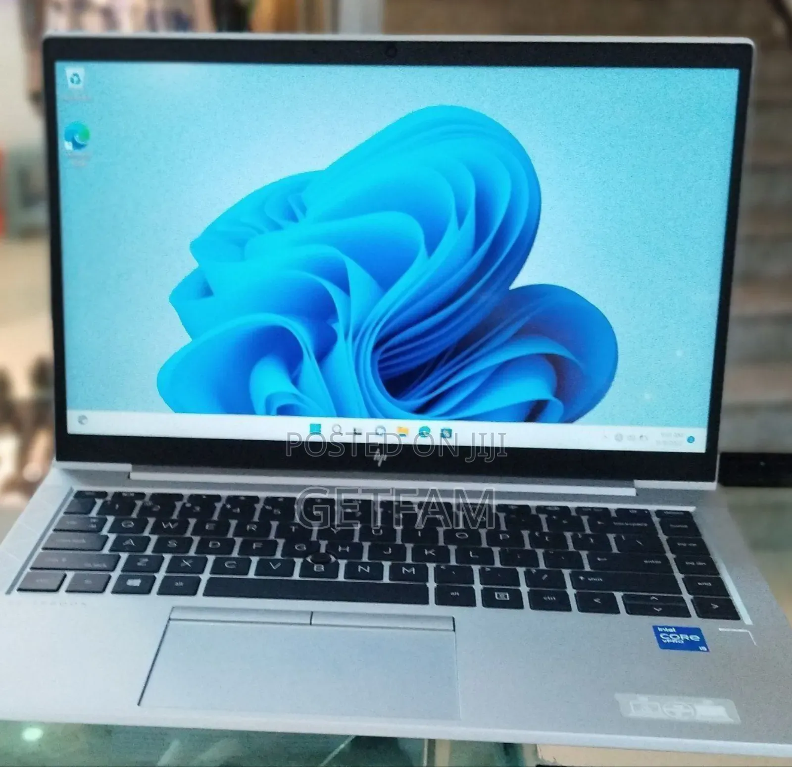 New Laptop HP EliteBook 840 G8 16GB Intel Core I5 SSD 512GB